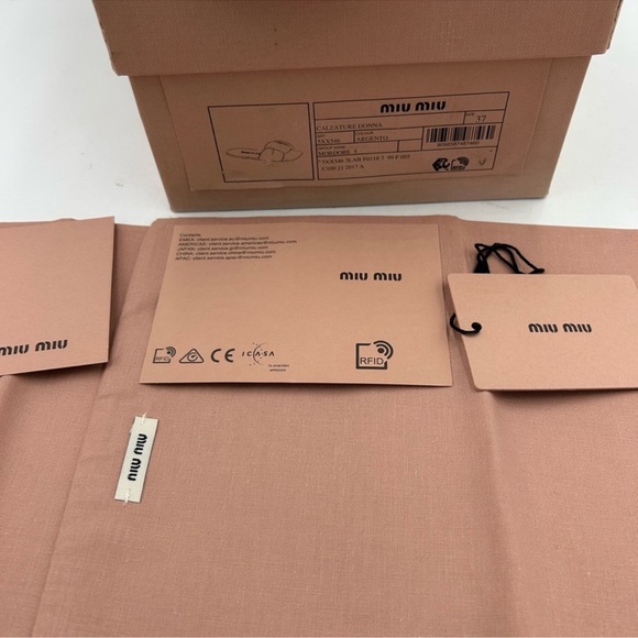 Women Miu Miu metallic slide sandal size 37 made in Italy, silver - Picture 5 of 10